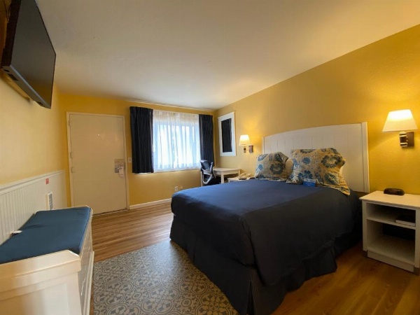Monterey Bay Lodge image 23
