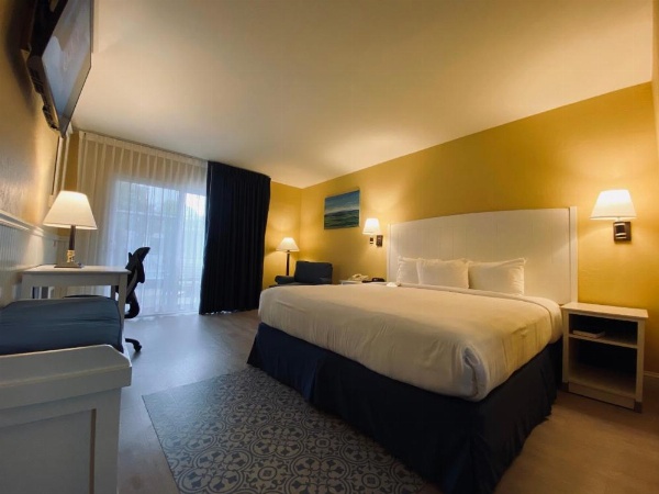 Monterey Bay Lodge image 26