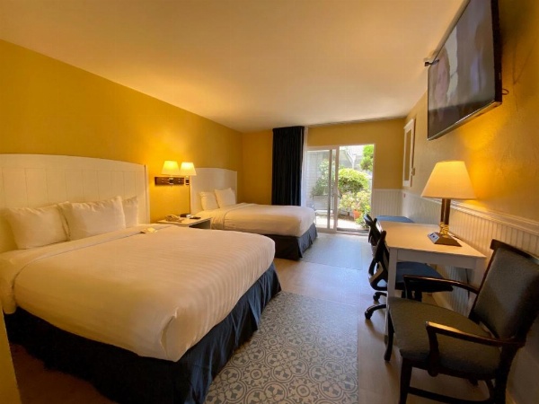 Monterey Bay Lodge image 28