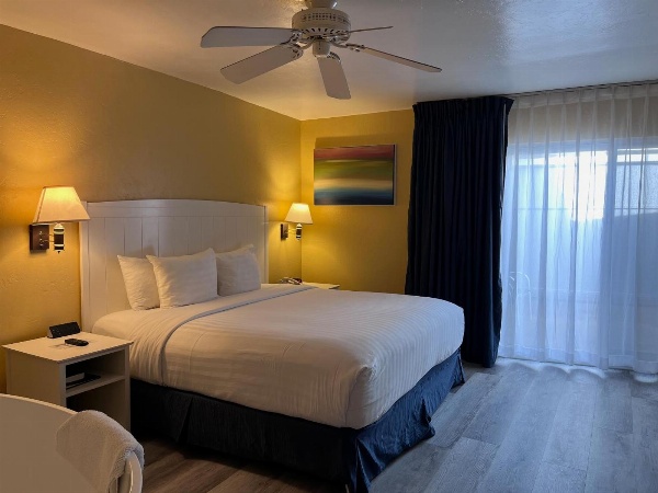 Monterey Bay Lodge image 5